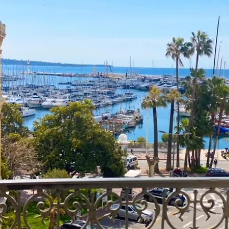 Quai St Pierre 2 Bedrooms Apt With Sea View Cannes