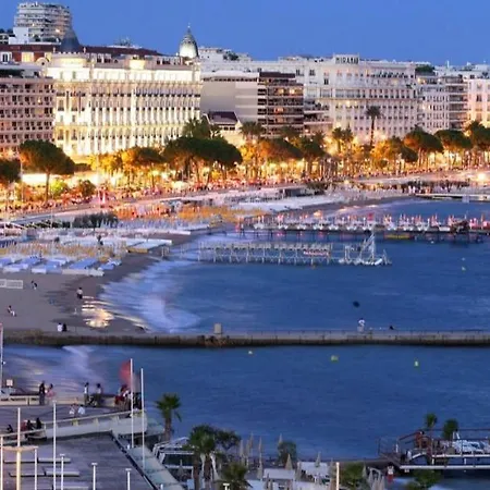 Quai St Pierre 2 Bedrooms Apt With Sea View Apartment *